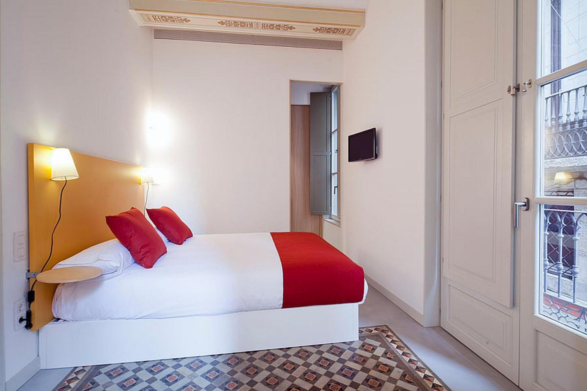 Ola Living Portaferrissa Apartament