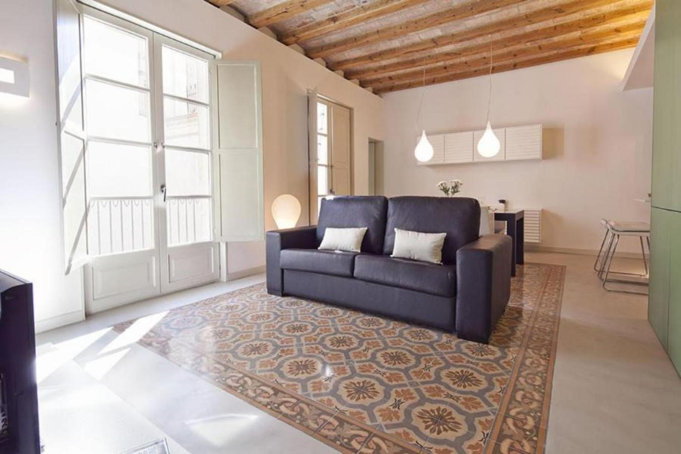 Ola Living Portaferrissa Barcelone