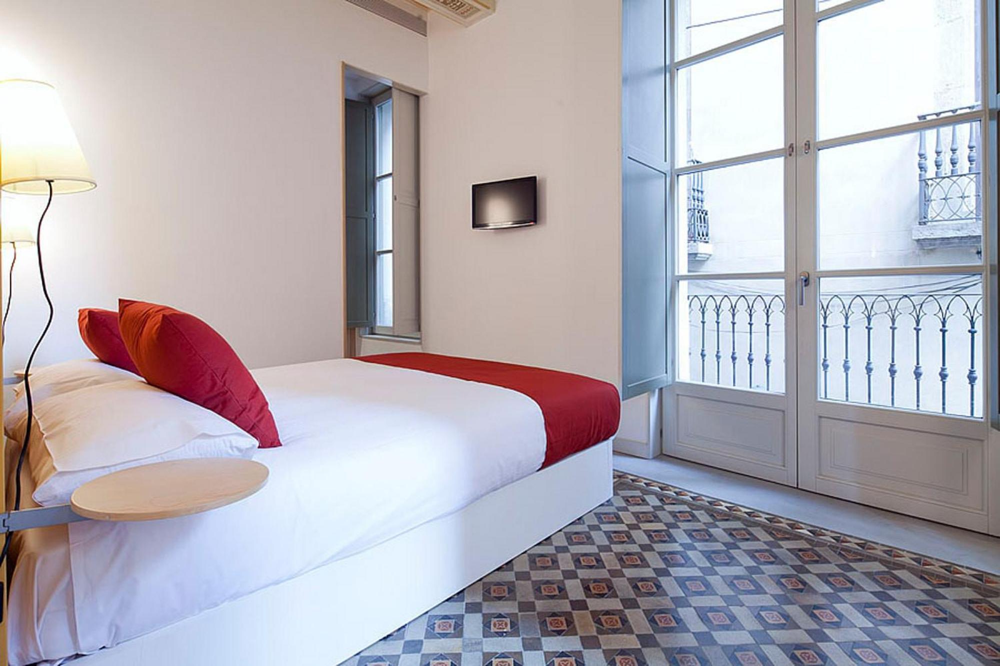 Ola Living Portaferrissa Barcelone